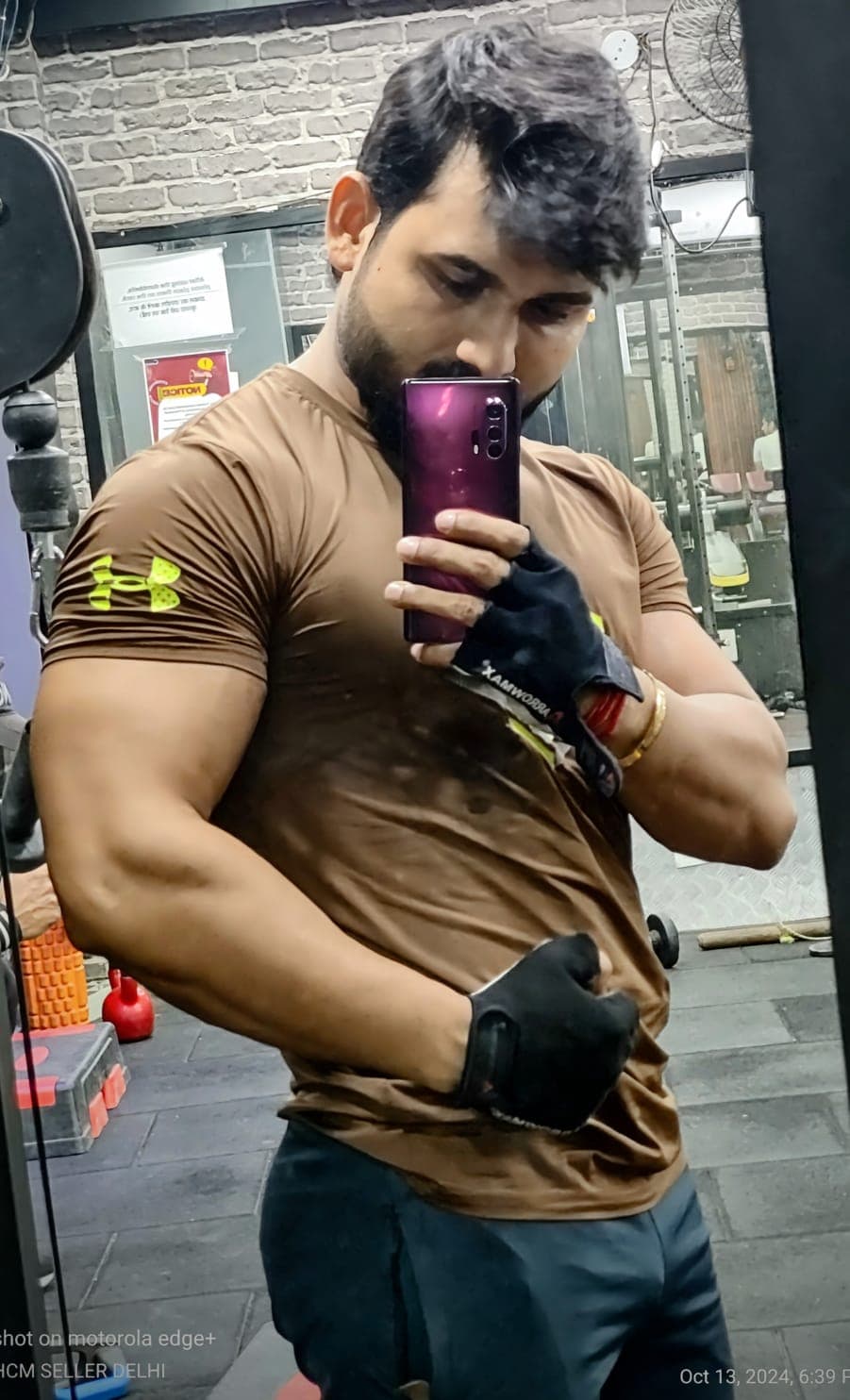 Mahendra bodybuilding mirror